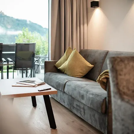 Alpenrot * Sankt Johann im Pongau
