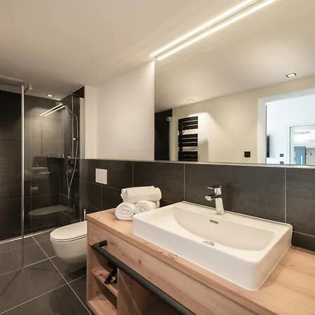 Alpenrot * Sankt Johann im Pongau